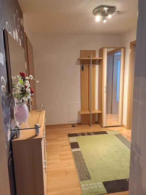 Schoene 2 Zimmer Wohnung Фюрт Екстер'єр фото